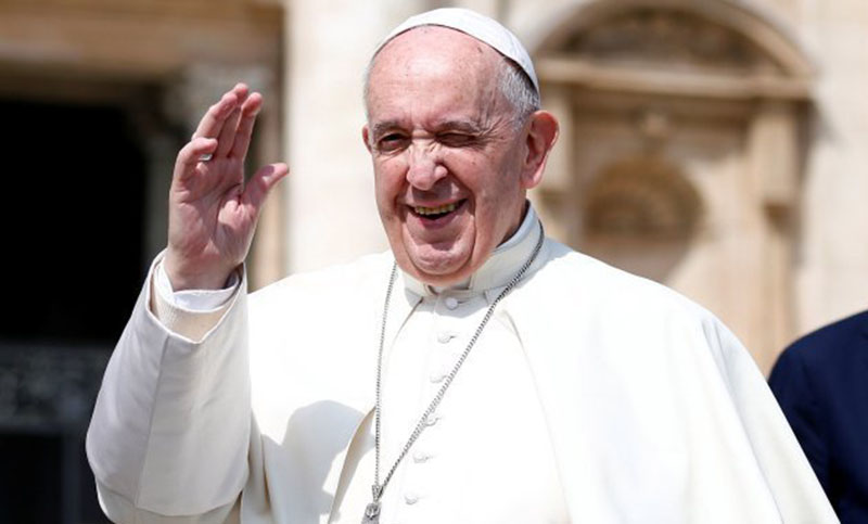 El papa Francisco pidió a los peluqueros que «no chusmeen» en el trabajo