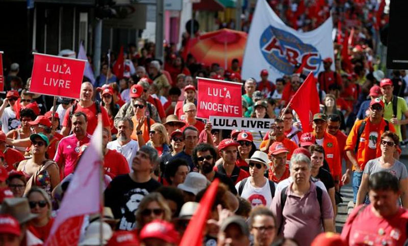 Manifestaciones en apoyo a Lula en varias localidades brasileñas