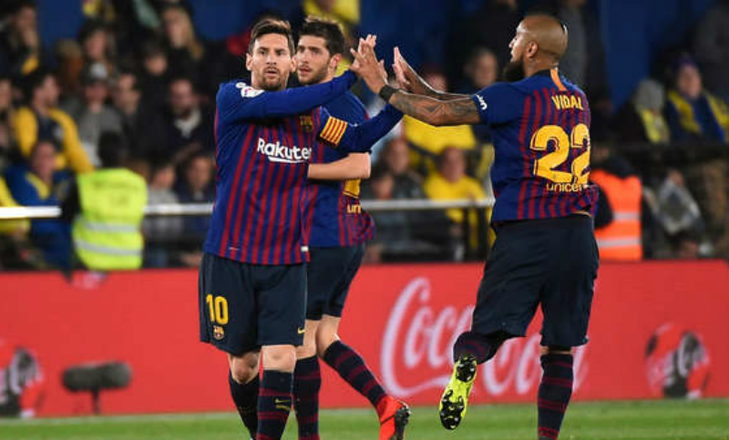 Con un golazo de tiro libre de Messi, Barcelona empató con Villarreal