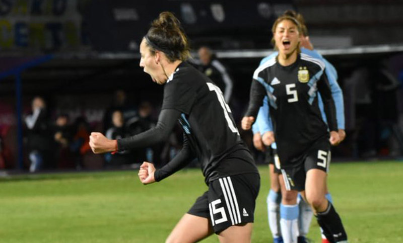 Argentina ganó un amistoso en San Luis, en la previa del mundial de Francia