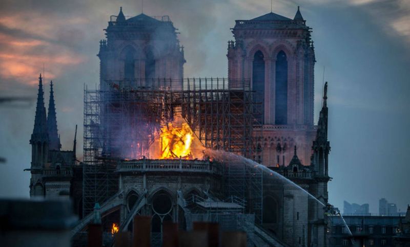 Diputados franceses debaten proyecto de ley sobre reconstrucción de Notre Dame