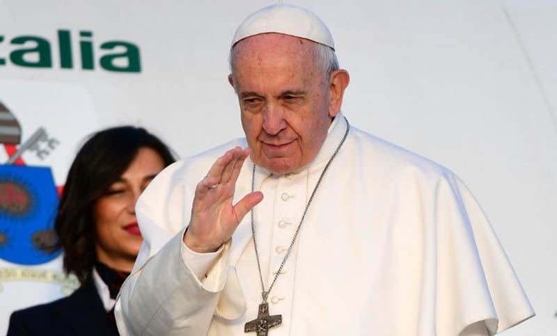 El Papa llega a Bulgaria, adulado por el estado y desafiado por los ortodoxos