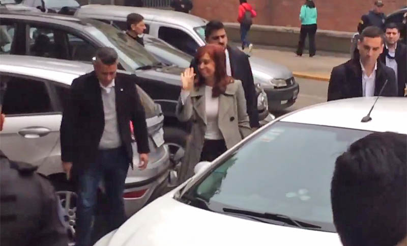 Cristina Kirchner está en Comodoro Py por la segunda jornada de la causa Vialidad