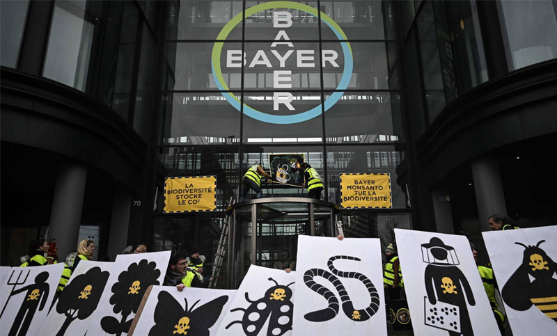 Bayer se excusa por espionaje de Monsanto a personalidades francesas