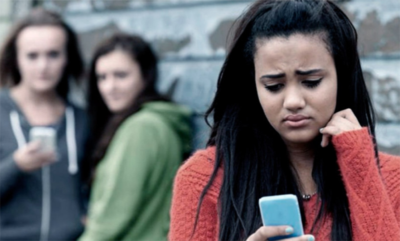 El spot de Unicef e Inadi contra el ciberbullying en el Día de Internet