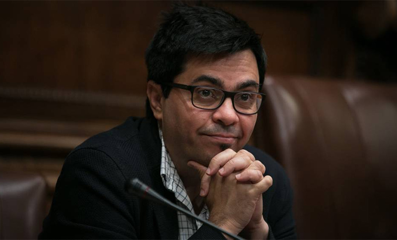 Un argentino fue designado como nuevo secretario del Congreso de España
