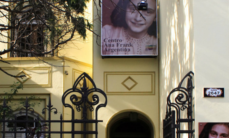 Inauguran el primer teatro Ana Frank en el mundo para «luchar contra la discriminación»