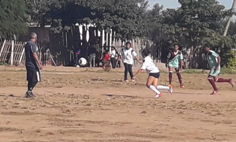 Pichanal tiene su primera liga de fútbol femenino, donde todas quieren jugar