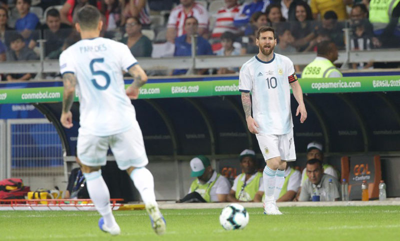 Argentina al todo o nada, necesita una victoria ante Qatar para seguir en la copa