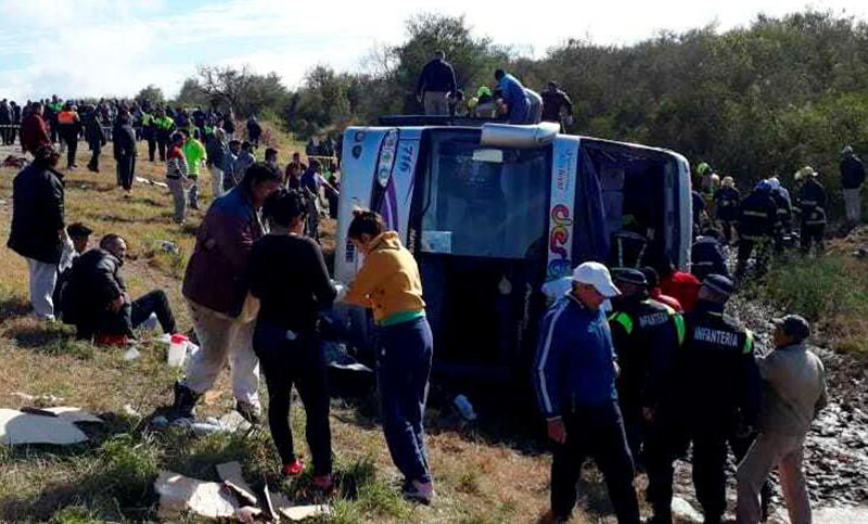 Familiares de los pasajeros fallecidos en Tucumán reconocieron los cuerpos