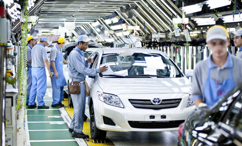 Toyota suspendió a más de 5 mil trabajadores