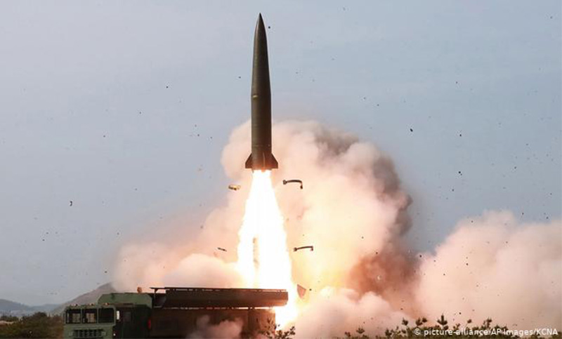 Nuevo lanzacohetes múltiples fue probado por el gobierno Norcoreano