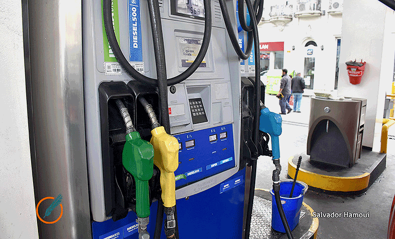 Estacioneros advierten escasez de combustible
