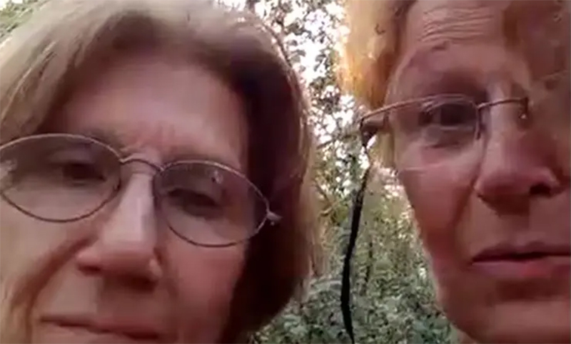 Dos hermanas sexagenarias se pierden en la selva y graban un hilarante video pidiendo ayuda