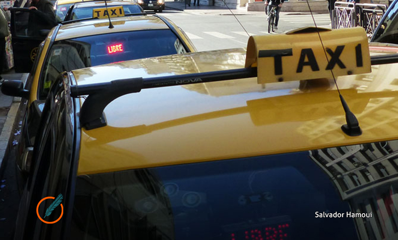 Taxistas de Capital proponen allanar y detener a quienes «fugan» miles de millones de dólares