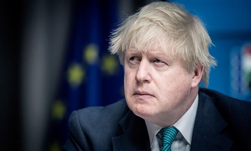 Johnson sugiere un Brexit duro mientras la UE dice que las negociaciones continúan