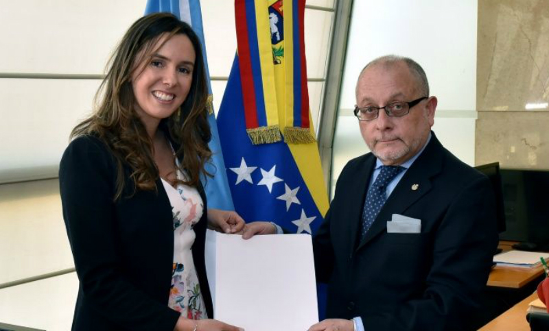 Argentina reconoció como embajadora de Venezuela a la funcionaria designada por Guaidó