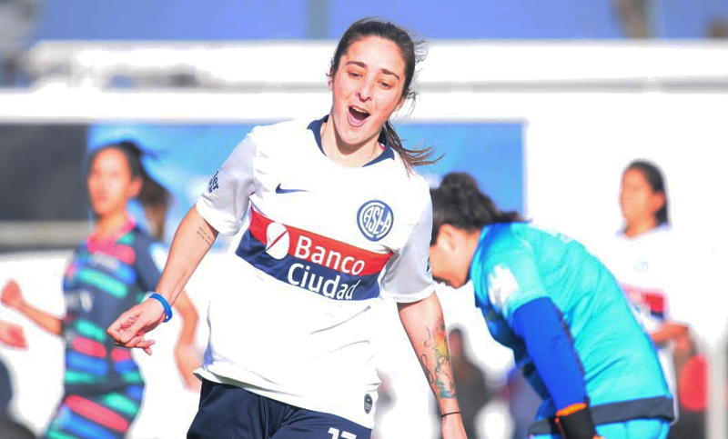 San Lorenzo goleó a a SAT 6 a 0 y lidera el torneo femenino profesional