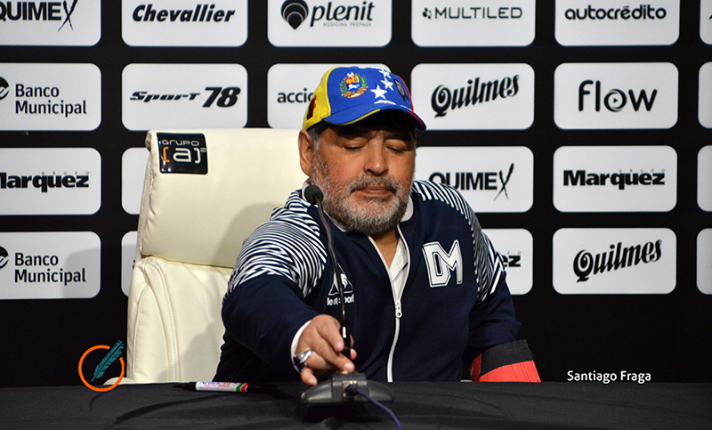 Maradona: «Si hubiera habido VAR, les prometo a los ingleses que el gol con la mano se los hacía con la derecha»