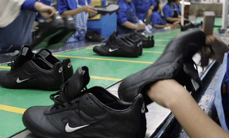 Cuatrocientos trabajadores serán despedidos de la fábrica de zapatillas Nike