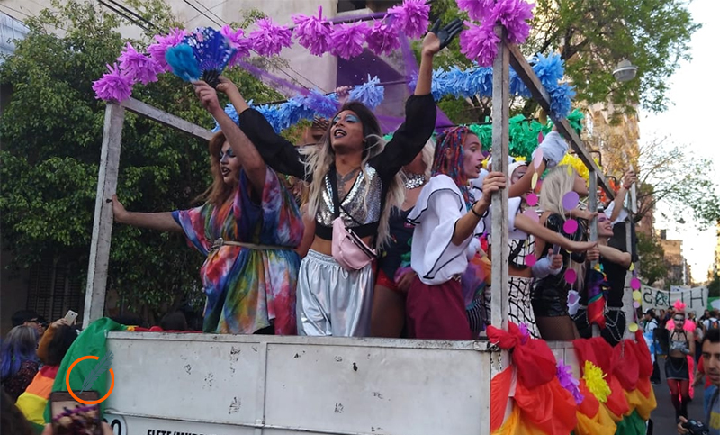 Una nueva Marcha del Orgullo renovó un reclamo urgente: «Basta de travesticidios»