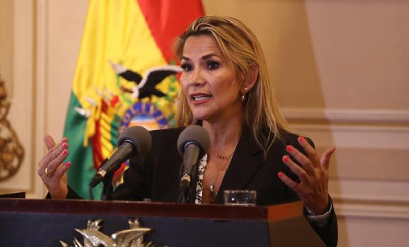 Áñez anunció que no reconocerá a Eva Copa como presidenta del Senado boliviano