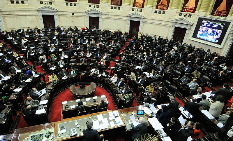 Se formalizan las nuevas autoridades de bloques de una polarizada Cámara de Diputados