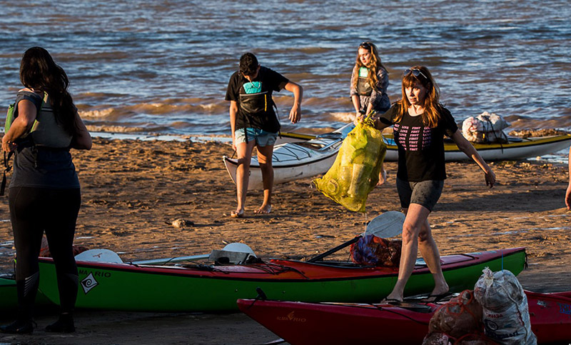 Más Río Menos Basura: se realiza una nueva jornada de limpieza en las costas del Paraná