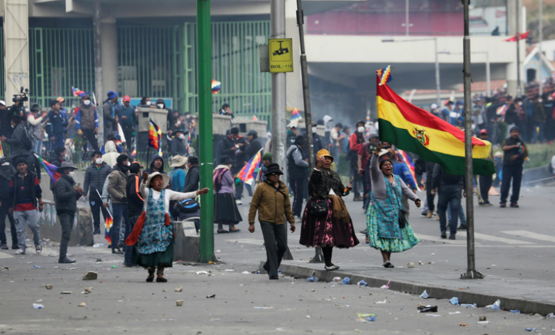 «Nos están matando, esto es una dictadura»: al menos cinco personas asesinadas por la represión en Bolivia