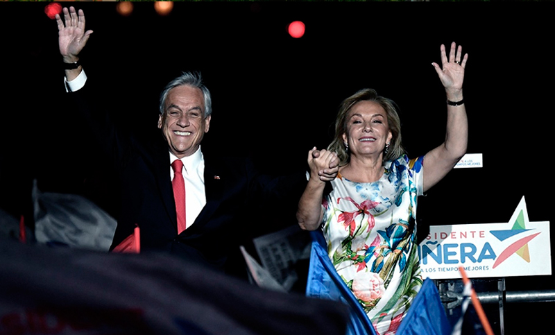 A causa de las protestas, Piñera se puso en un piso histórico de aprobación ciudadana