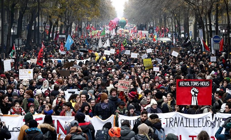 La huelga contra la reforma jubilatoria de Macron ya es la más larga de la historia de Francia