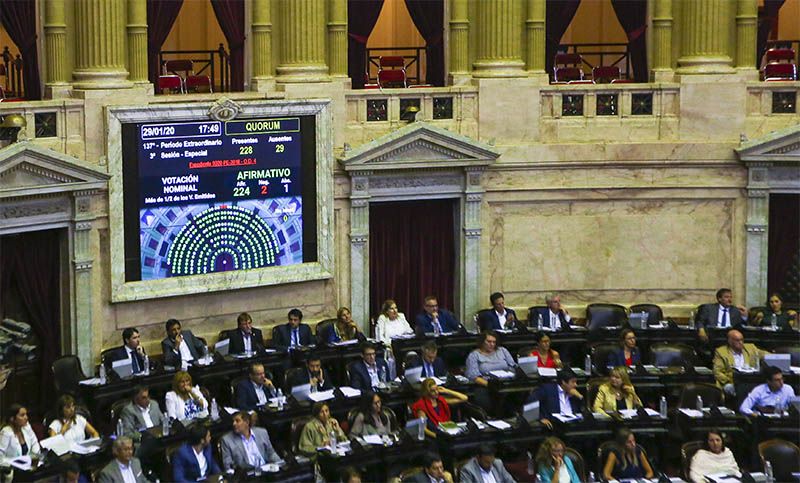 Diputados aprobó el proyecto que faculta a Guzmán para reestructurar la deuda