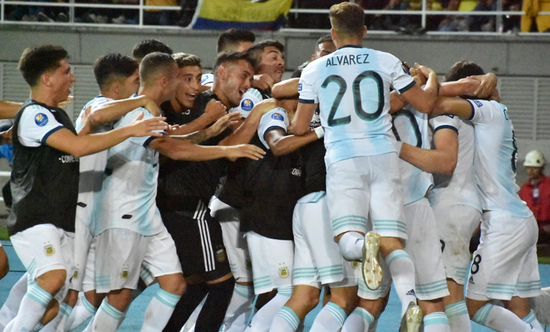 La Selección argentina sub 23 debutó en el Preolímpico con una gran victoria por 2 a 1 sobre Colombia