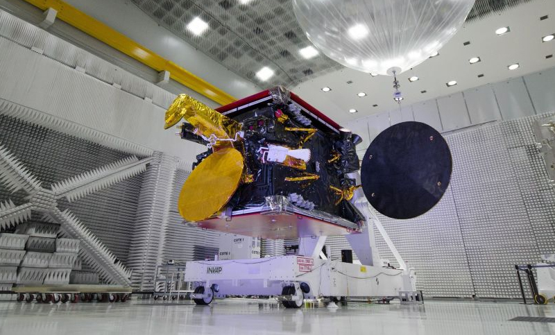 Invap y Arsat podrían acordar este semestre la construcción de una nueva generación de satélites