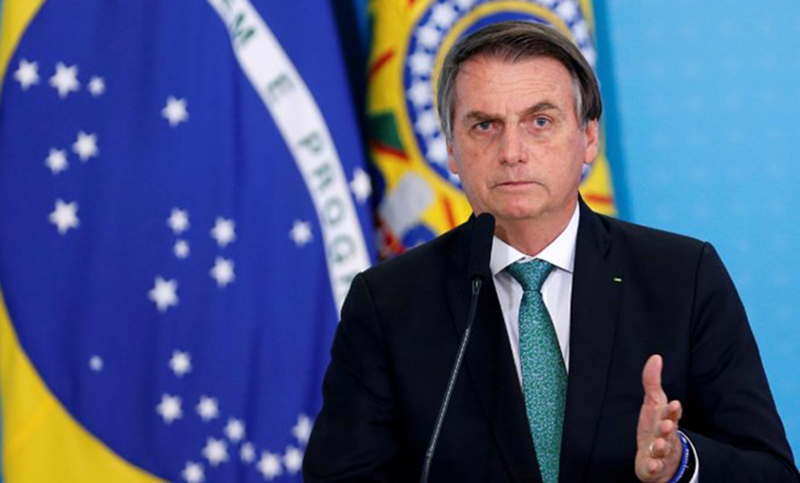 Bolsonaro justifica el cese de pago de salarios por hasta cuatro meses