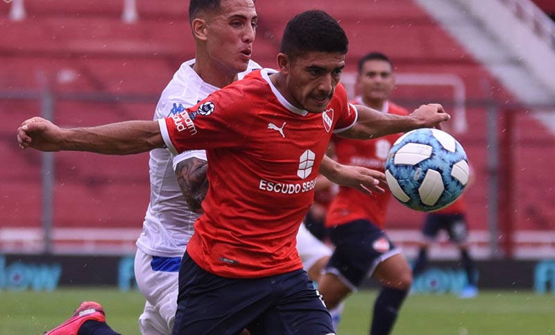 Independiente con estreno triunfal, derrotó a Vélez por 1 a 0