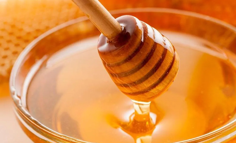 La Anmat prohíbe venta y comercialización de una miel de abejas