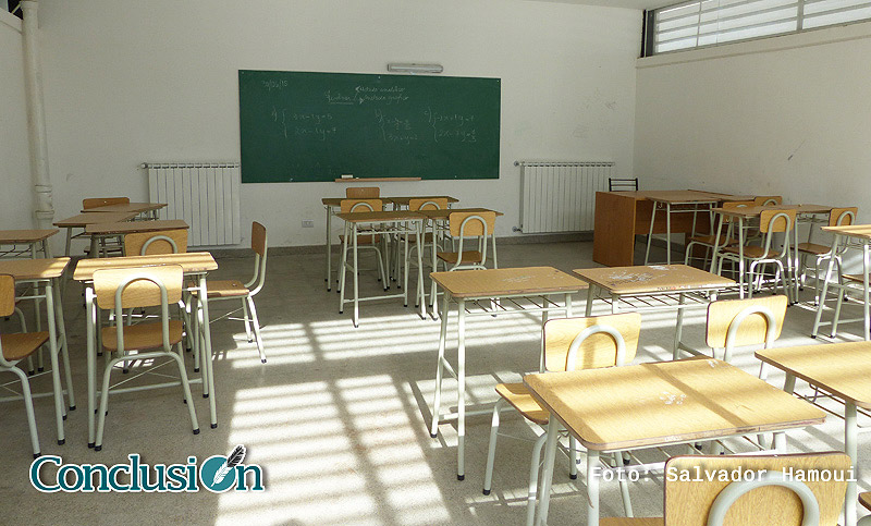 El Gobierno reconoció que «es probable» que en algunas provincias se pueda volver a las aulas «con antelación»