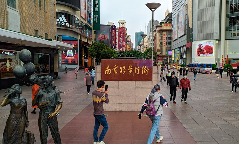 China está lista para la reapertura de centros comerciales, hoteles y restaurantes