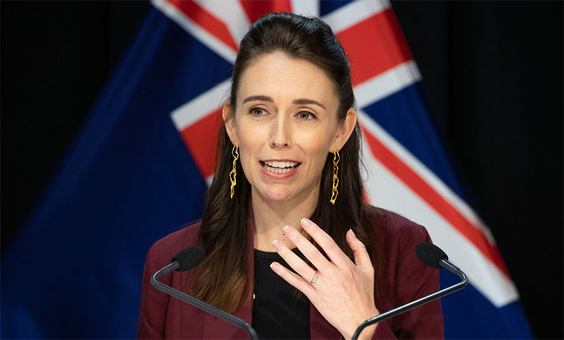 La primera ministra de Nueva Zelanda pide a los empresarios «pensar» en la semana laboral de cuatro días