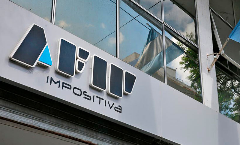 La AFIP investigará intentos de evasión en pedidos de residencia fiscal en Uruguay