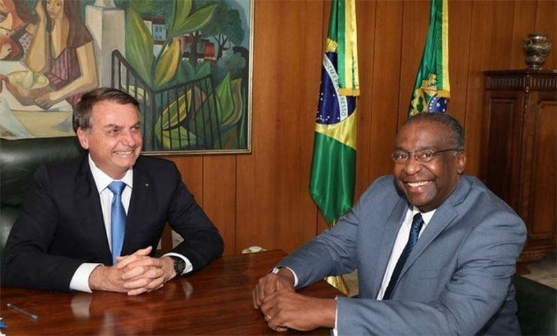 El rector de la UNR desmintió a Bolsonaro por un doctorado incompleto de su ministro