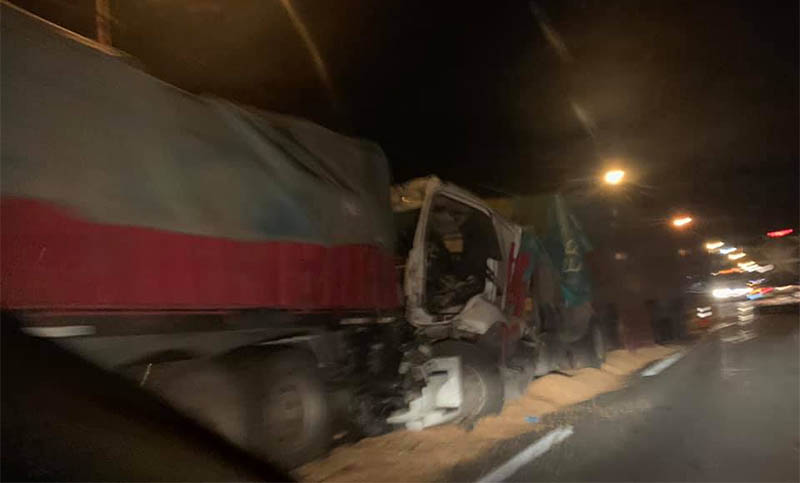 Totoras: un conductor murió en un impactante choque entre cuatro camiones