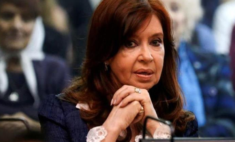 Cuadernos: revocan el procesamiento de Cristina Kirchner y de un empresario en un tramo de la causa