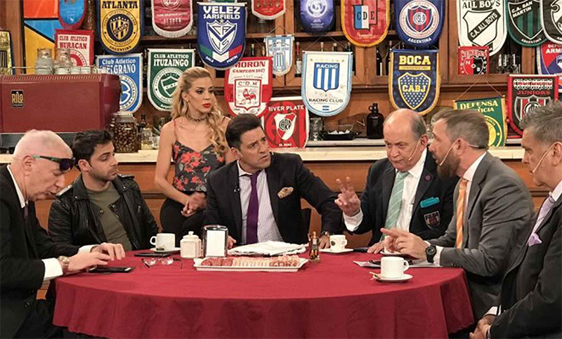 Luciana Salazar se suma al ciclo televisivo Polémica en el Bar