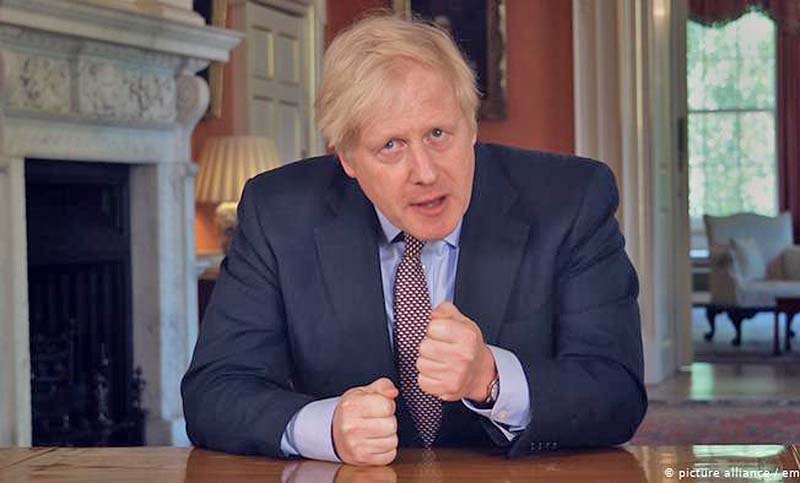 Antes de la reapertura de los bares este sábado, Johnson llama a los británicos a ser responsables