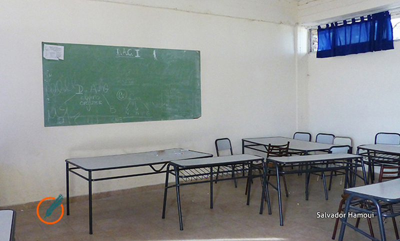 Santa Fe: limpian escuelas rurales y de pueblos para retomar la presencialidad