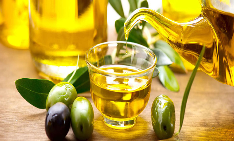 La Anmat prohibió la venta de un aceite de oliva por «estar falsamente rotulado”