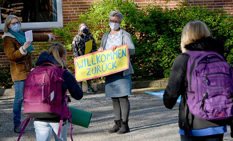 Alemania reabre las escuelas de manera gradual y con polémica por el uso de tapabocas