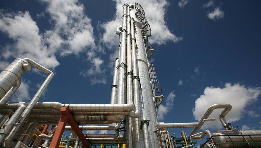 Petroquímicos avizoran conflictos en las negociaciones paritarias